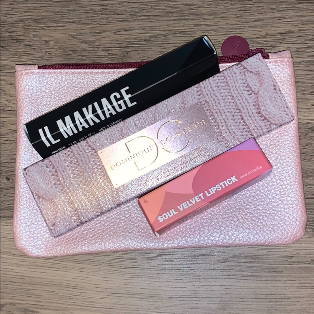 Eyeshadow Palette, Lipstick, eyeliner & bag